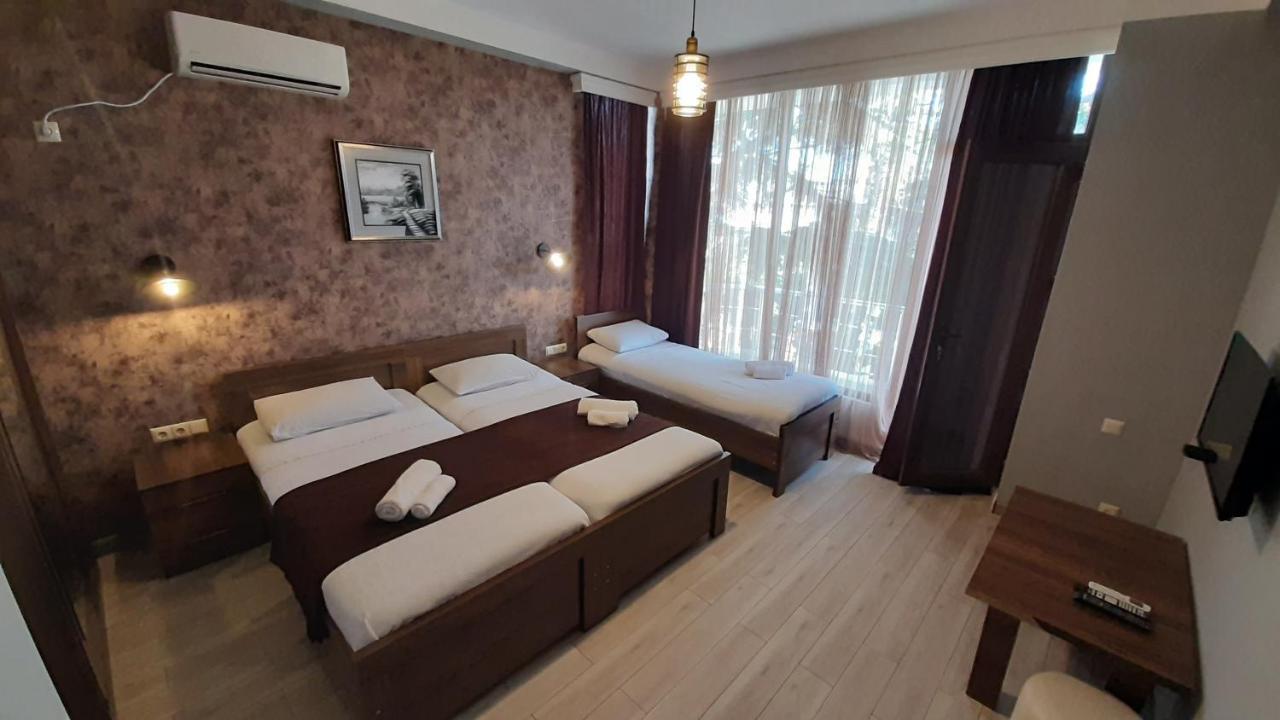Balu Hotel Kobuleti Ngoại thất bức ảnh