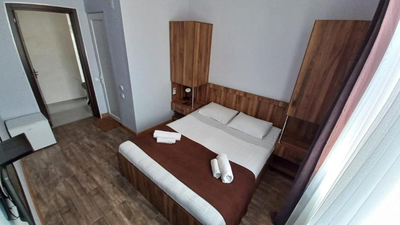 Balu Hotel Kobuleti Ngoại thất bức ảnh