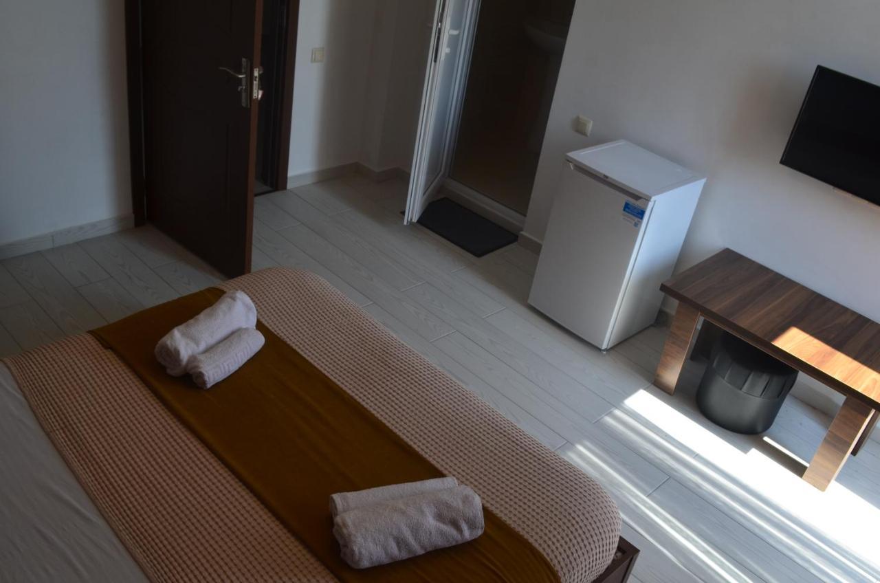 Balu Hotel Kobuleti Ngoại thất bức ảnh