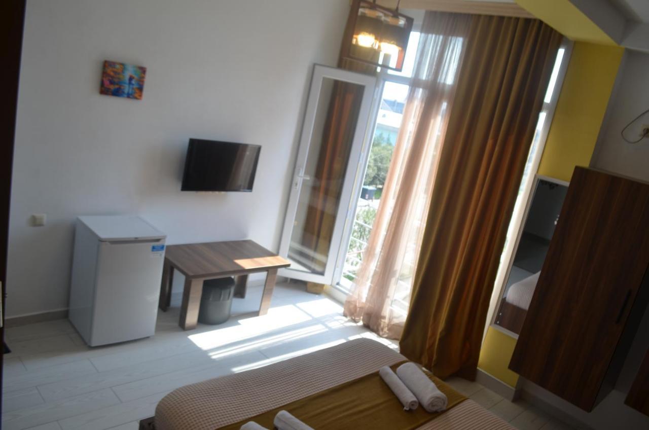 Balu Hotel Kobuleti Ngoại thất bức ảnh