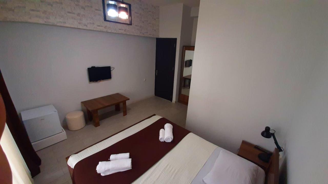 Balu Hotel Kobuleti Ngoại thất bức ảnh